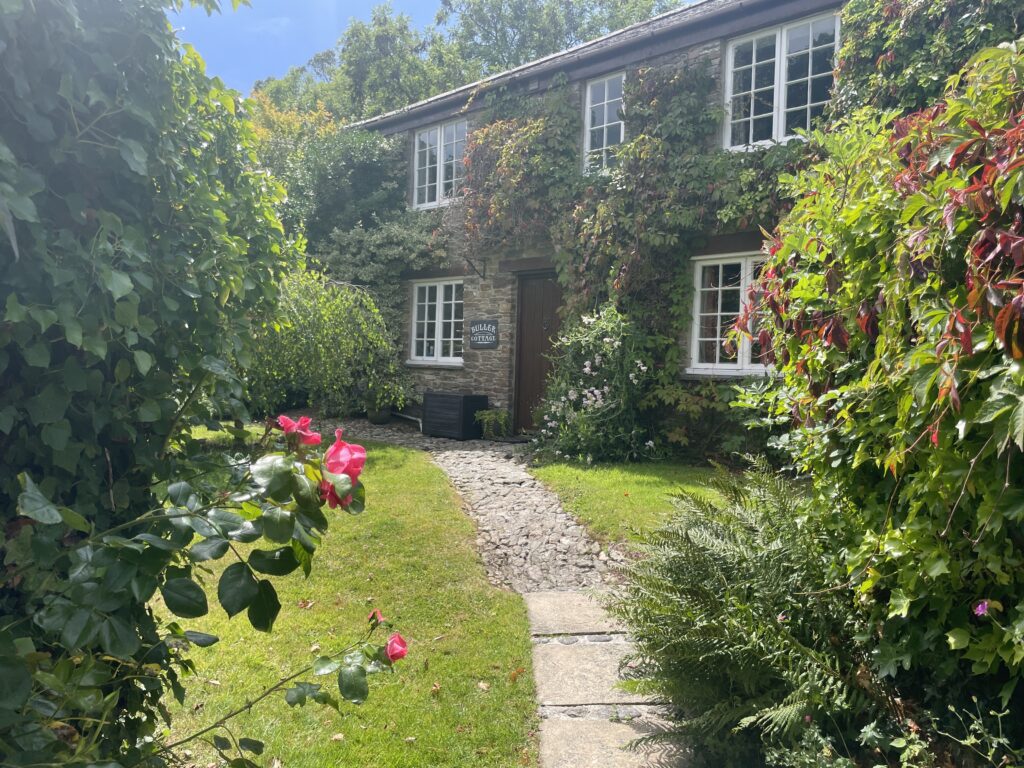 Pretty Cottage Garden